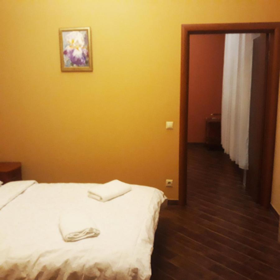 Sofiivs'Ka Street, 1,, Lejlighed Kiev Eksteriør billede
